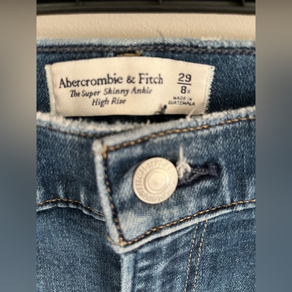 Abercrombie skinny high rise ankle jeans - Picture 2 of 3